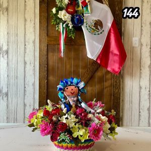Arreglo floral de mes patrio no. 144