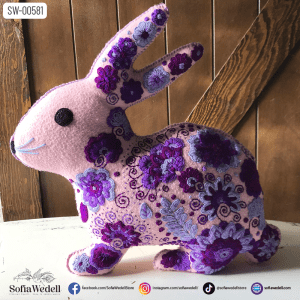 Conejo de Peluche Bordado Floral