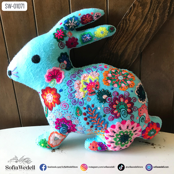 Conejo Decorativo Floral Artesanal