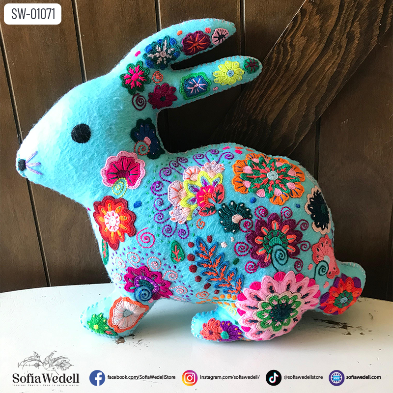 Conejo Decorativo Floral Artesanal